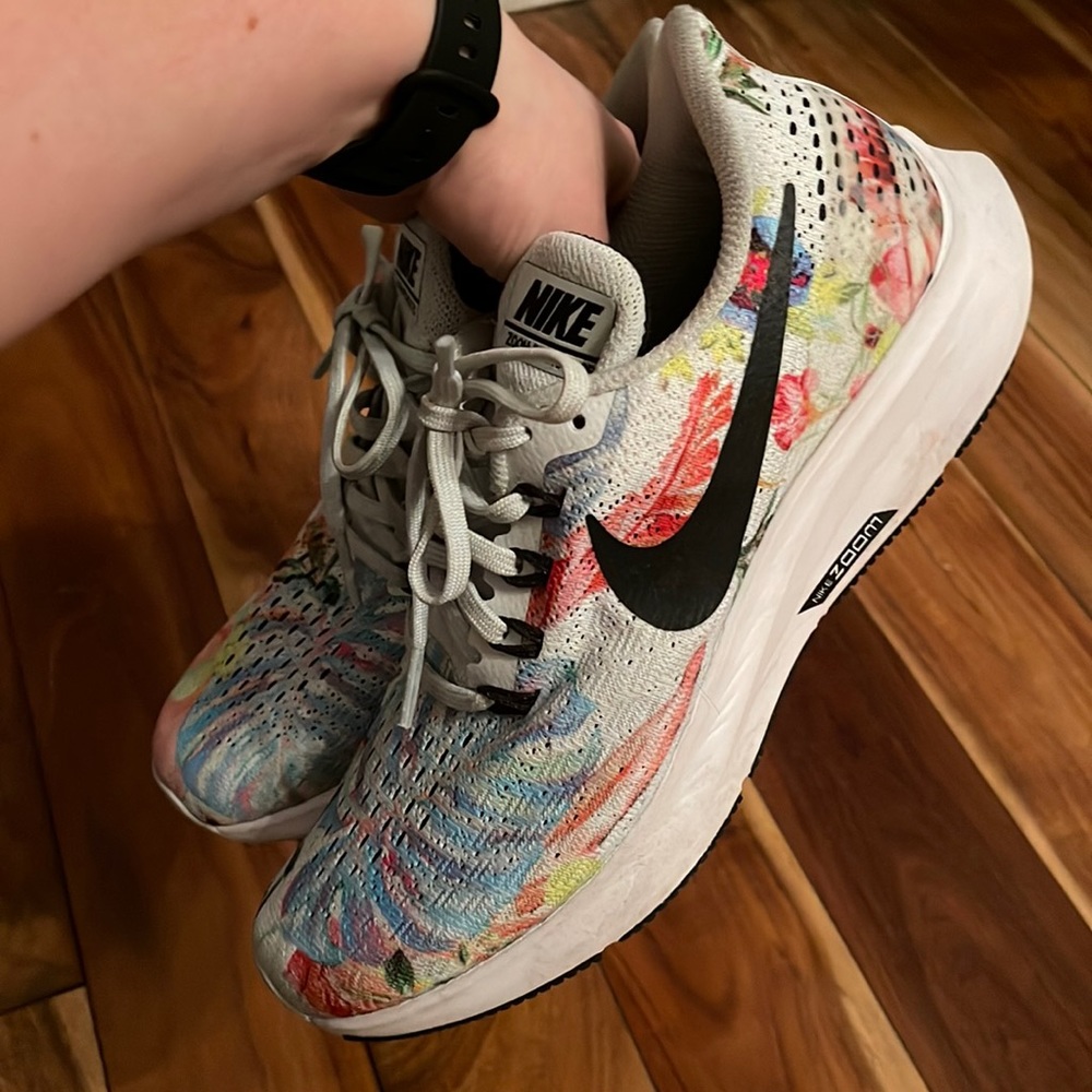 Nike Zoom Pegasus 35 Gym Shoes